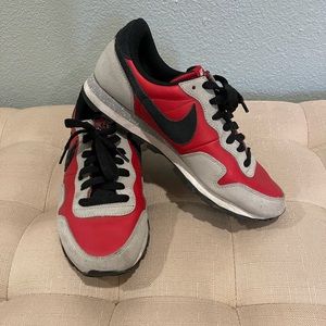 Custom Women’s Nike shoes